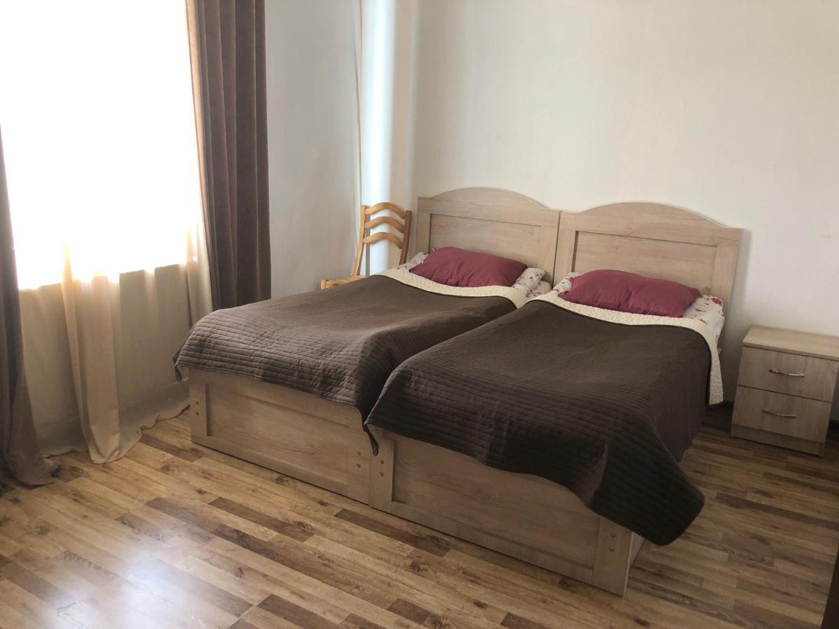 Inga Jafaridze Guesthouse Pele Mestia Ngoại thất bức ảnh
