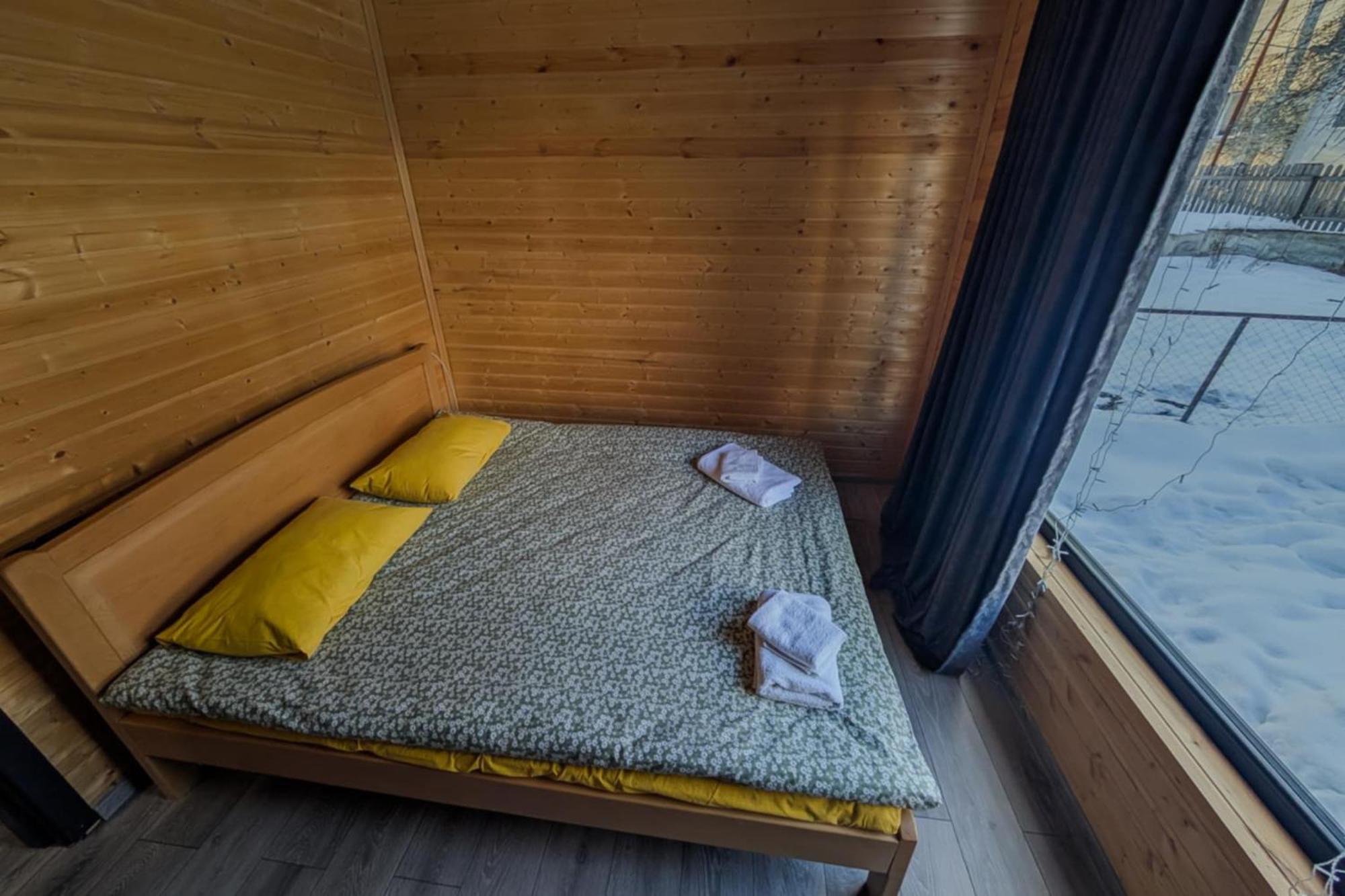 Inga Jafaridze Guesthouse Pele Mestia Ngoại thất bức ảnh