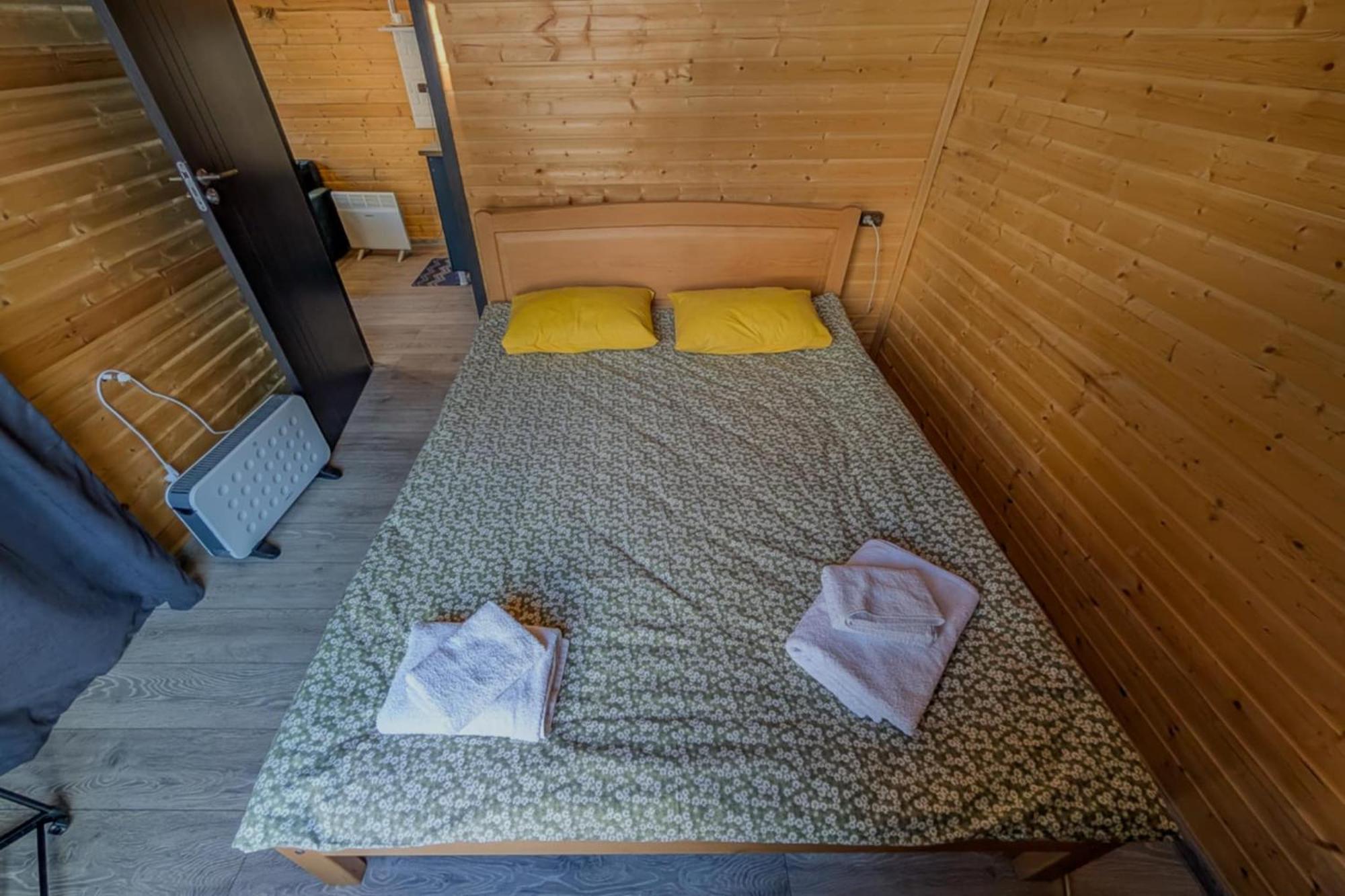Inga Jafaridze Guesthouse Pele Mestia Ngoại thất bức ảnh