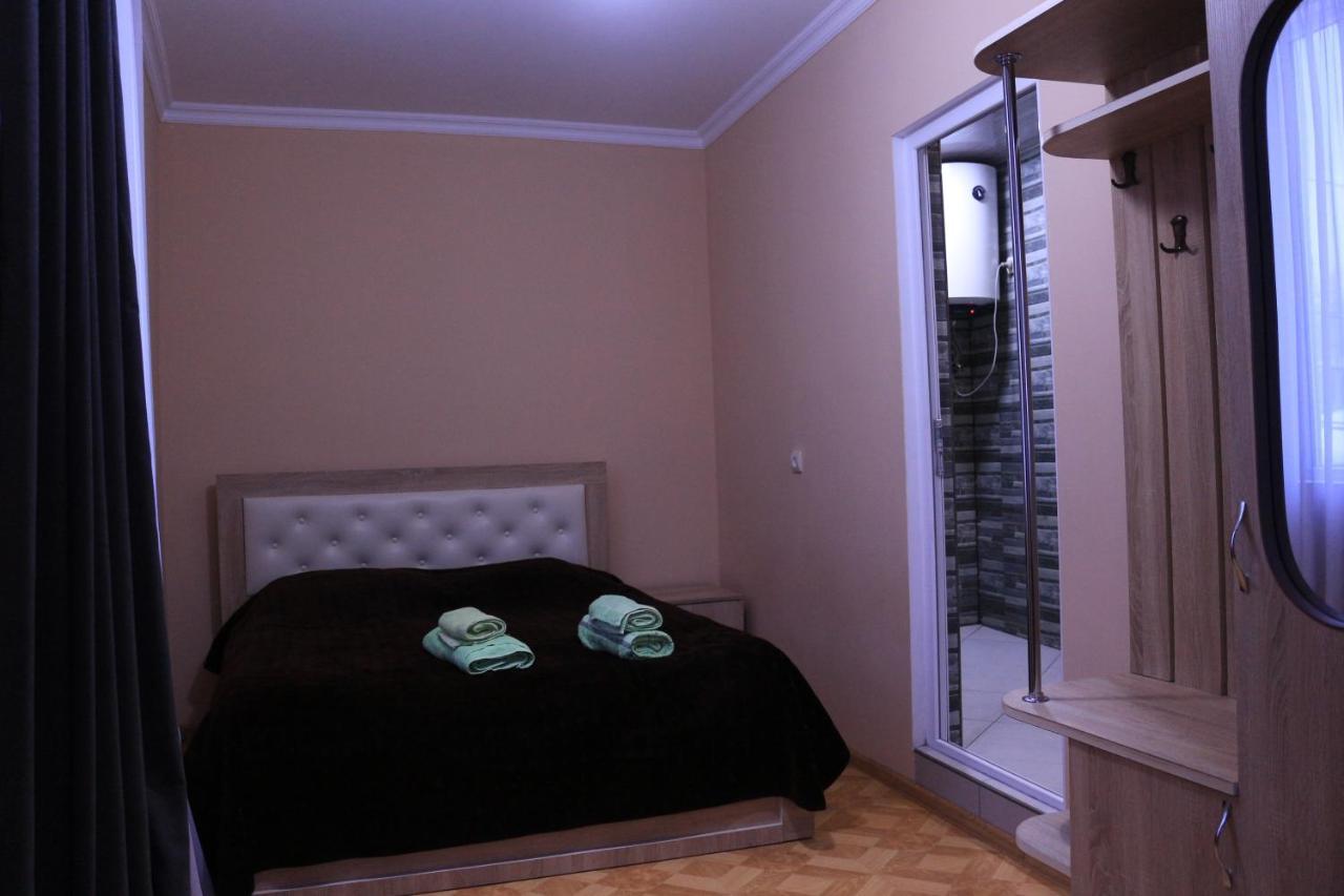 Inga Jafaridze Guesthouse Pele Mestia Ngoại thất bức ảnh